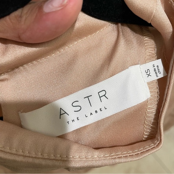 NWT ASTR the label Valencia top in blush size XS formal office elegant - Picture 11 of 11
